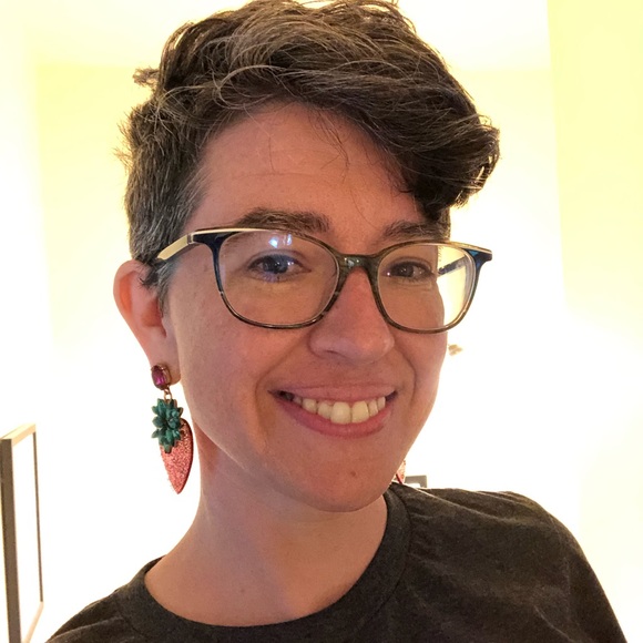 Meet your Posher, Annie - Picture 1 of 1